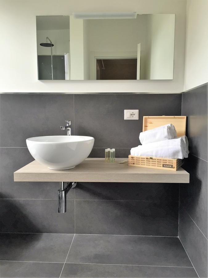 Locanda Rabaya' Barbaresco Esterno foto